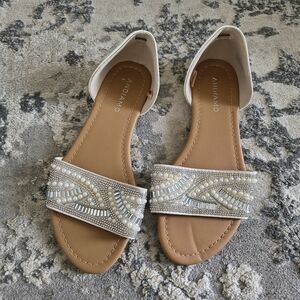 Andiamo Women's Ivory Pearl-Embellished D'Orsay Flats